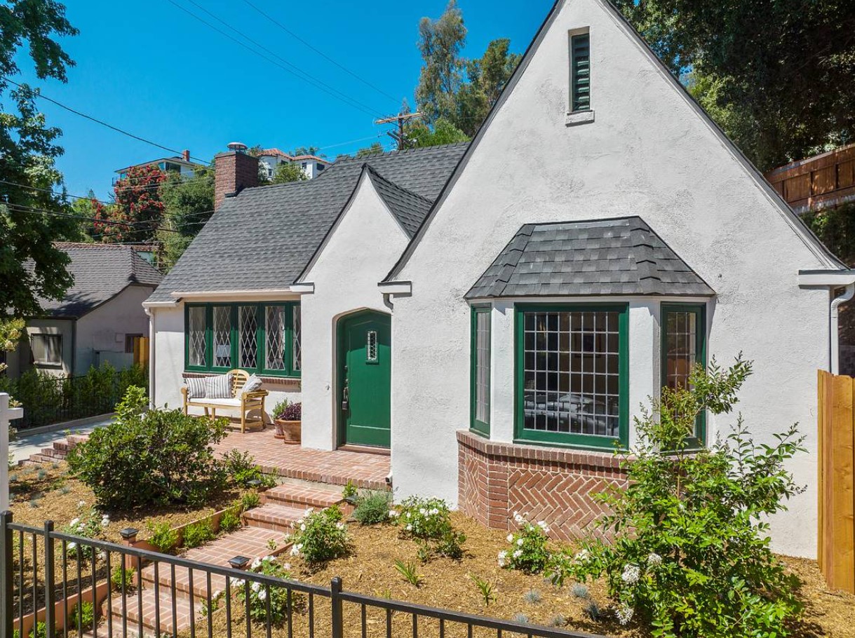 Hollywood Cottage: тренд-2026, который делает интерьер и тёплым, и гламурным